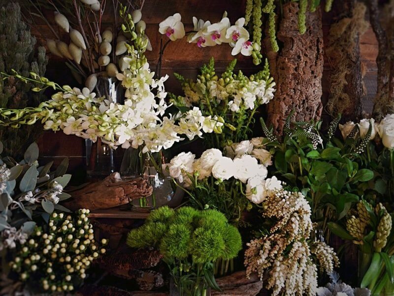 Creatively unique, by stalks & stems – Elegant Whites.